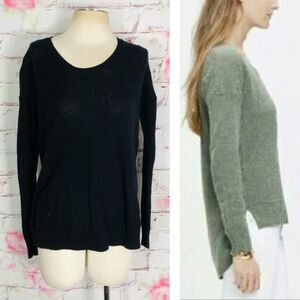 Madewell Chronicle Texture Pullover longer in back Sweater in solid black